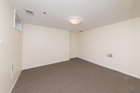 446 Rose Ave, Des Plaines, IL 60016 photo 17