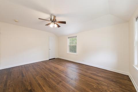 446 Rose Ave, Des Plaines, IL 60016 photo 14