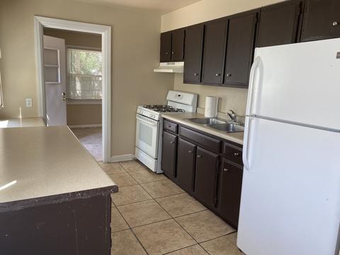 502 Miller Dr, Elgin, IL 60123 photo 15