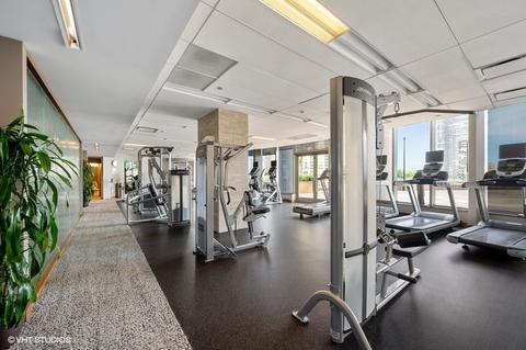 420 E Waterside Dr #910, Chicago, IL 60601 photo 17