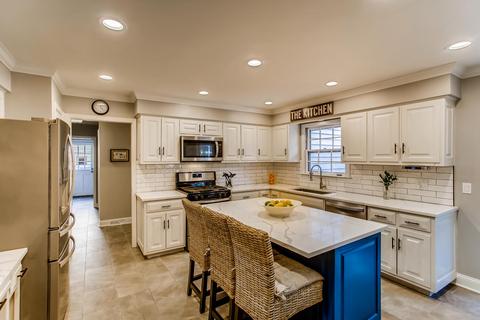 1261 Eagle Ct, Wheaton, IL 60189 photo 7