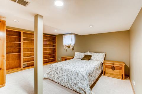 1261 Eagle Ct, Wheaton, IL 60189 photo 29