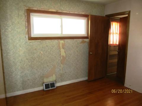 1885 Ash St, Des Plaines, IL 60018 photo 7