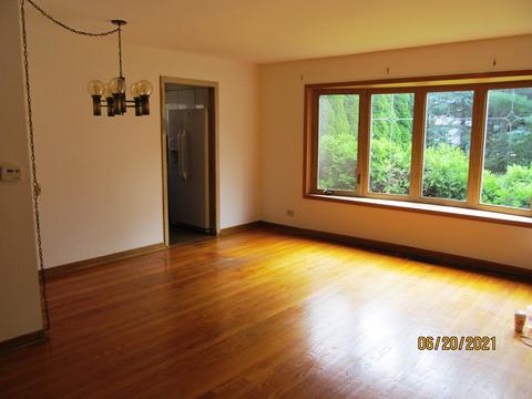 1885 Ash St, Des Plaines, IL 60018 photo 13