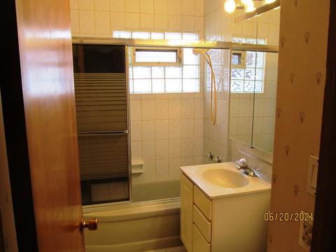 1885 Ash St, Des Plaines, IL 60018 photo 9