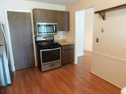1157 Buckingham Ct #B1, Wheeling, IL 60090 photo 6