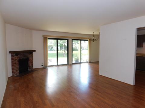 1157 Buckingham Ct #B1, Wheeling, IL 60090 photo 2