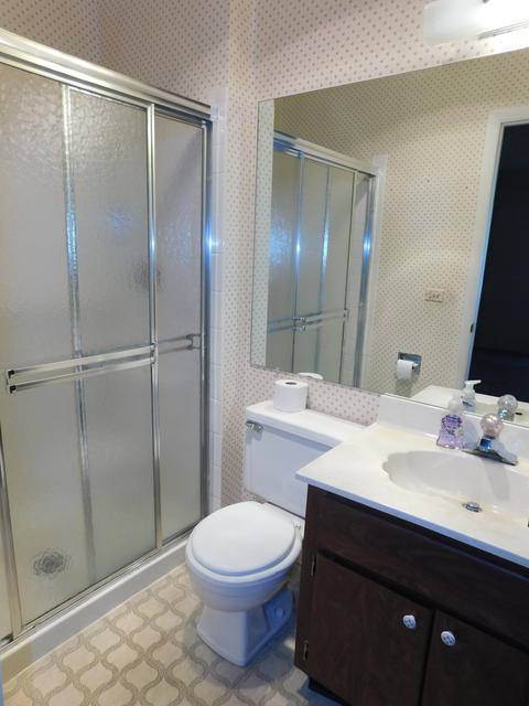 1157 Buckingham Ct #B1, Wheeling, IL 60090 photo 10