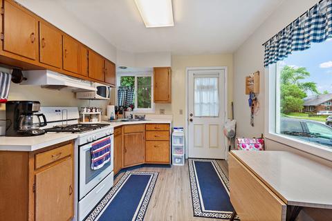 70 2nd St, Elgin, IL 60123 photo 10