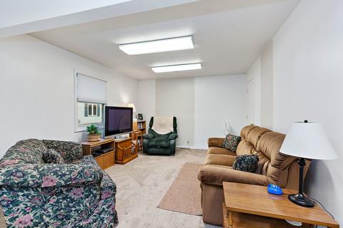 70 2nd St, Elgin, IL 60123 photo 4