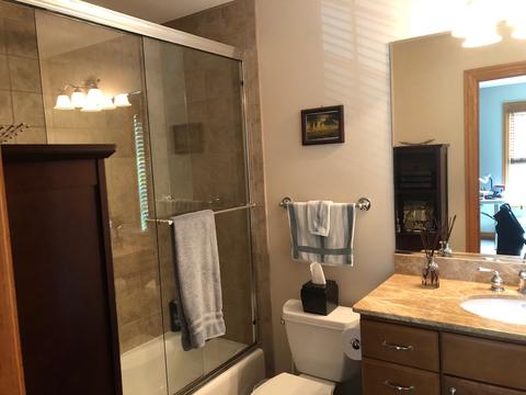 105 E Prospect Ave #C, Mount Prospect, IL 60056 photo 9