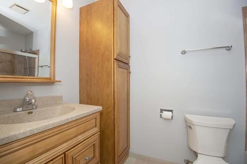 1600 Thames Ct #A, Wheaton, IL 60189 photo 13