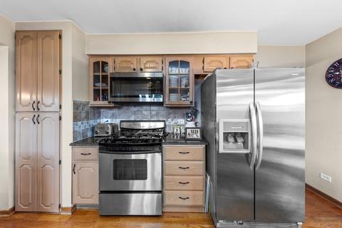 401 Shawn Ct, Wheeling, IL 60090 photo 4