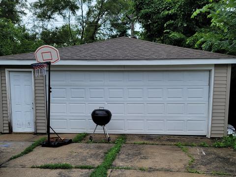 12 Apache St, Park Forest, IL 60466 photo 2