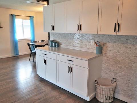 103 E Hill Crest Dr, Byron, IL 61010 photo 4