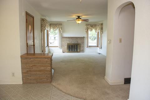 108 Carolee Ln, Morrison, IL 61270 photo 8