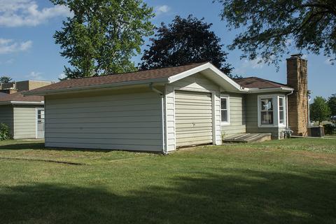 108 Carolee Ln, Morrison, IL 61270 photo 7