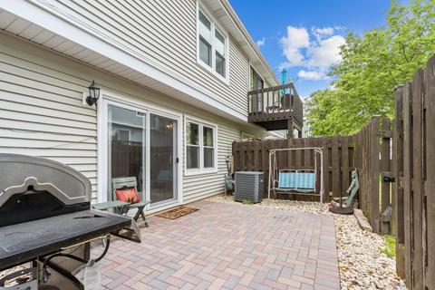 1950 Georgetown Ln, Hoffman Estates, IL 60169 photo 23