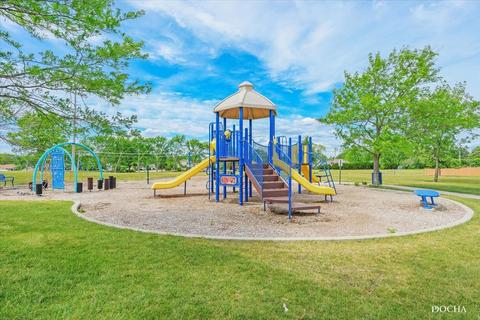 836 Tallgrass Dr, Bartlett, IL 60103 photo 39
