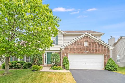 2676 Dunrobin Cir, Aurora, IL 60503 photo 2
