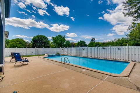 940 Ripple Brook Ln, Elgin, IL 60120 photo 25