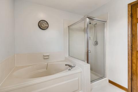 940 Ripple Brook Ln, Elgin, IL 60120 photo 18