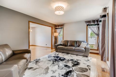 940 Ripple Brook Ln, Elgin, IL 60120 photo 11