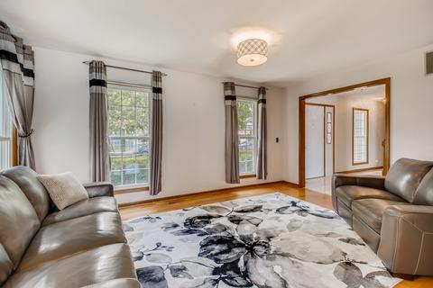940 Ripple Brook Ln, Elgin, IL 60120 photo 12