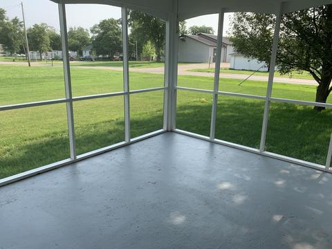 31 Lynn St, Weldon, IL 61882 photo 40