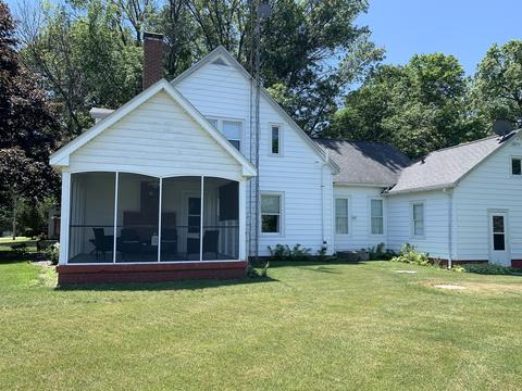 31 Lynn St, Weldon, IL 61882 photo 8