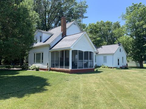 31 Lynn St, Weldon, IL 61882 photo 7