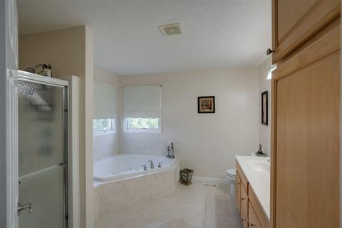 1904 Claremont Cc Cmn, Normal, IL 61761 photo 17