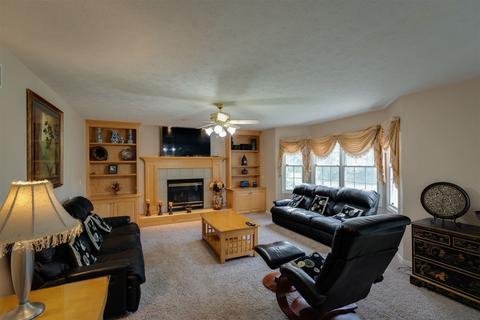 1904 Claremont Cc Cmn, Normal, IL 61761 photo 9