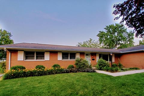 102 S Blair Dr, Normal, IL 61761 photo 1