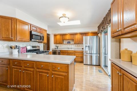 6032 Forestview Dr, Oak Forest, IL 60452 photo 4