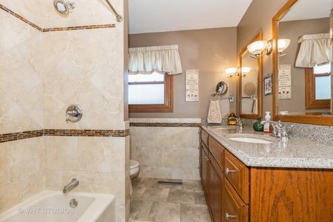 6032 Forestview Dr, Oak Forest, IL 60452 photo 14