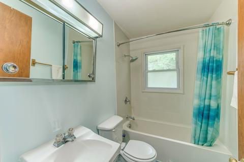 1313 Blackhawk Dr, Elgin, IL 60120 photo 20