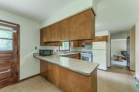 1313 Blackhawk Dr, Elgin, IL 60120 photo 12