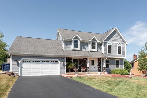1200 Brandywine Cir, Algonquin, IL 60102 photo 2