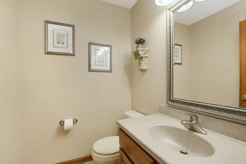 152 Wilcox Dr, Bartlett, IL 60103 photo 22