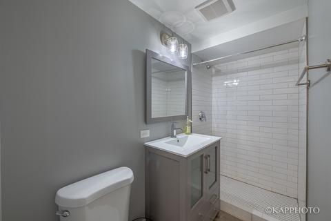 616 E 33rd Pl, Chicago, IL 60616 photo 26
