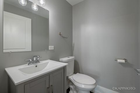616 E 33rd Pl, Chicago, IL 60616 photo 14