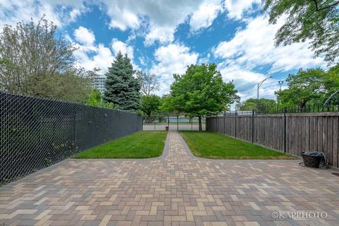 616 E 33rd Pl, Chicago, IL 60616 photo 5