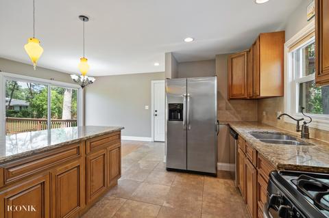 790 E Oak St, Addison, IL 60101 photo 12