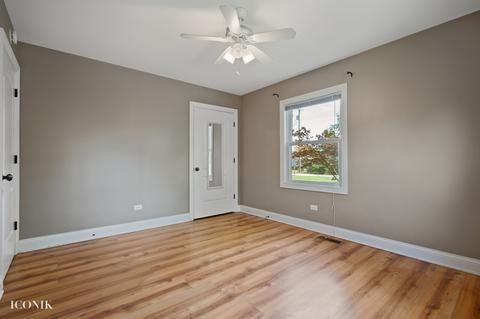 790 E Oak St, Addison, IL 60101 photo 18
