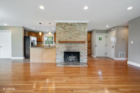 790 E Oak St, Addison, IL 60101 photo 5