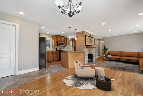 790 E Oak St, Addison, IL 60101 photo 7