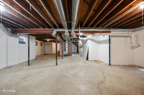790 E Oak St, Addison, IL 60101 photo 24