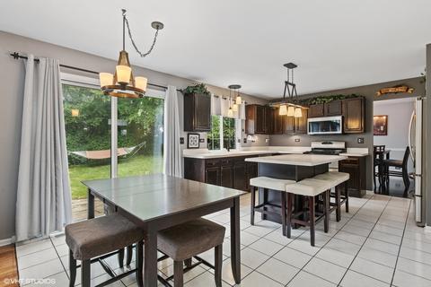 175 Aberdeen Dr, Algonquin, IL 60102 photo 8
