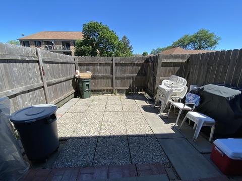 1738 Sessions Walk, Hoffman Estates, IL 60169 photo 16